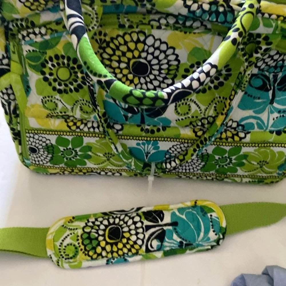 Vera BradleyFloral Green and Blue Women's Bag